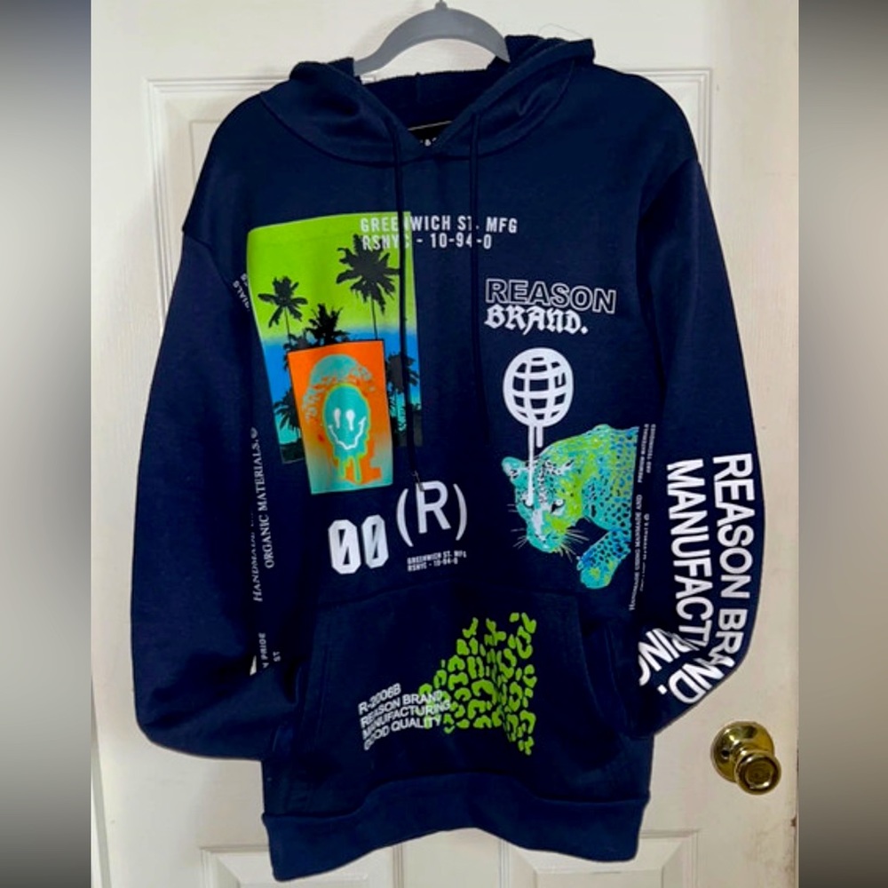 reason navy blue sweater size L